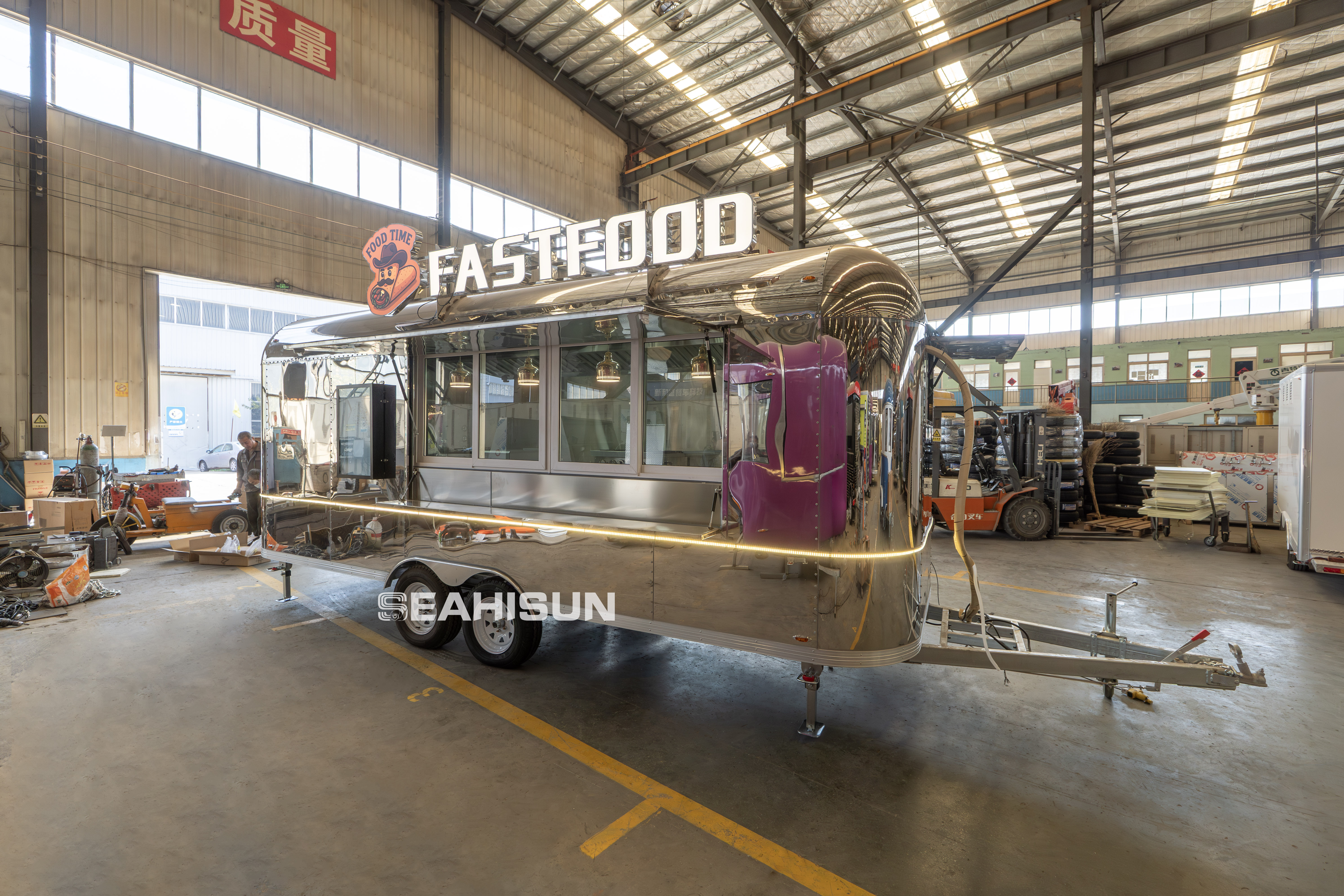 SEAHISUN Mobile Food Truck — Turning Every Meal into A Moving Landscape