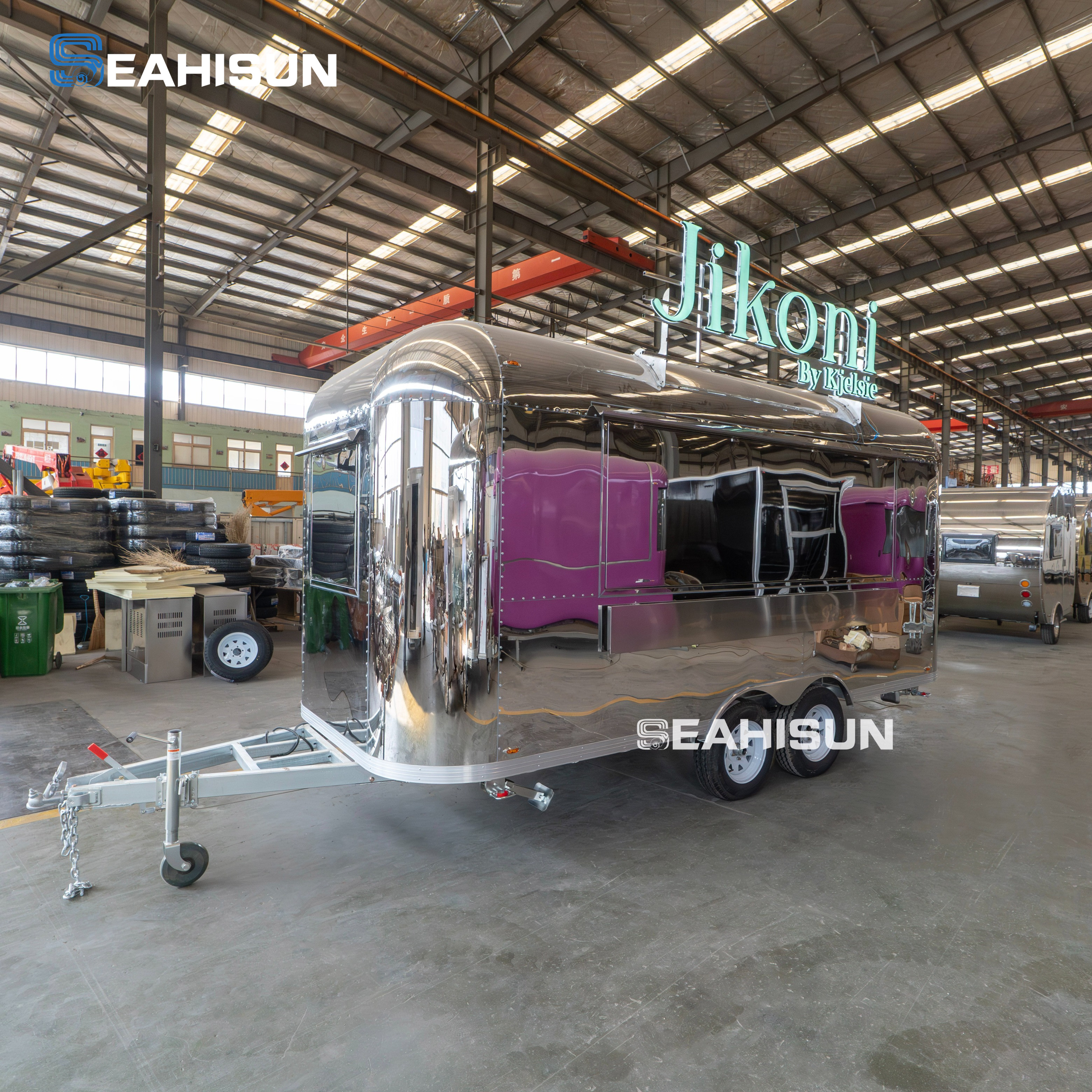 Manufacturer Custom Mobile Restaurant Food Truck with Full Kitchen Equipment 