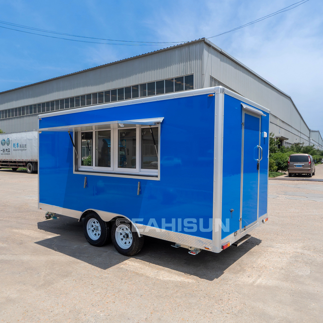 Cart de helado de concesión totalmente equipado personalizado Pequeño remolque de comida de viaje