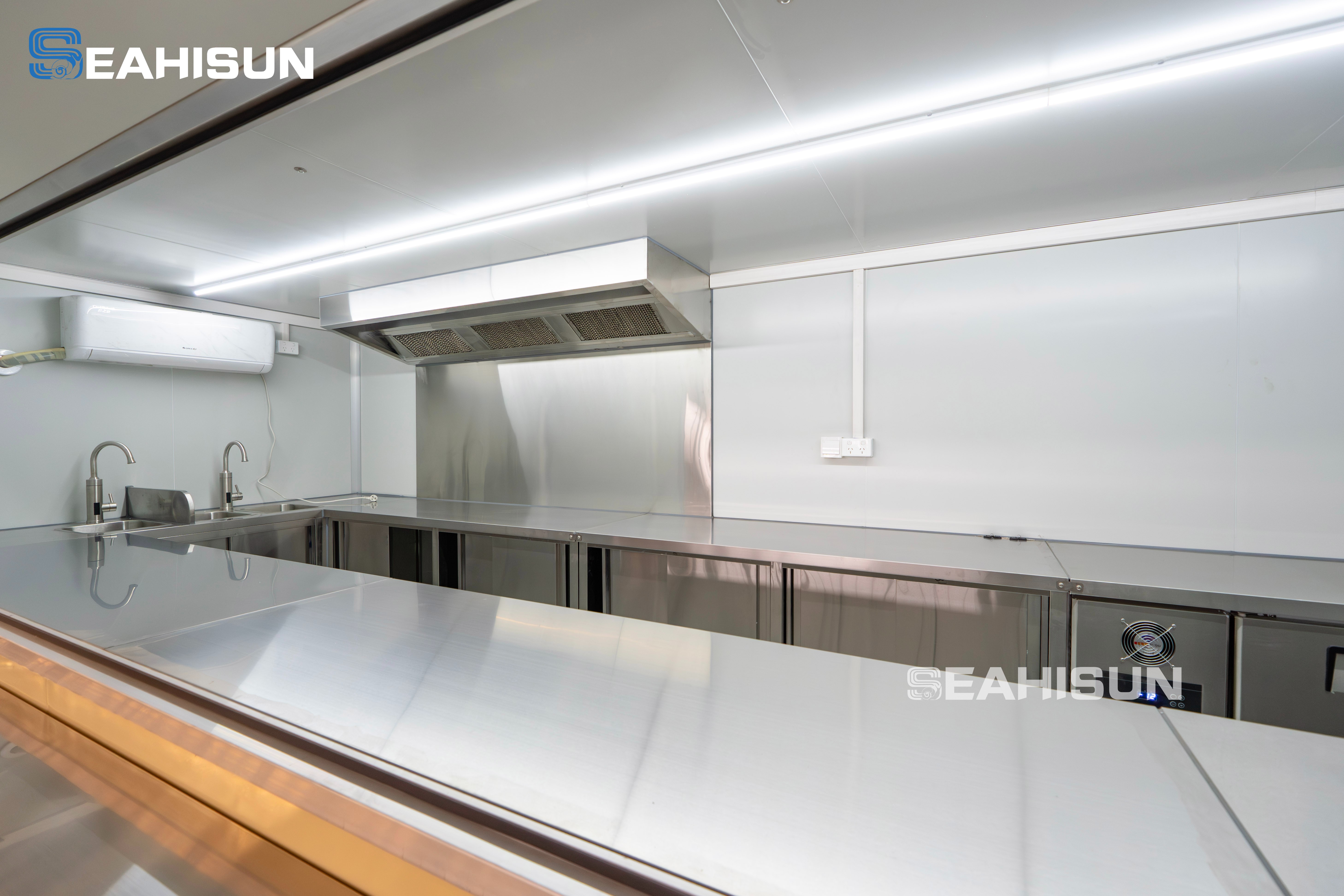 _DSC8895-已增强-NR-pictechcc-watermarked