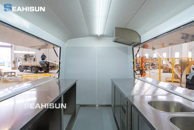 SEAHISUN Vintage Electric Food Truck, Classic Design, One-Stop Mobile Catering Solution